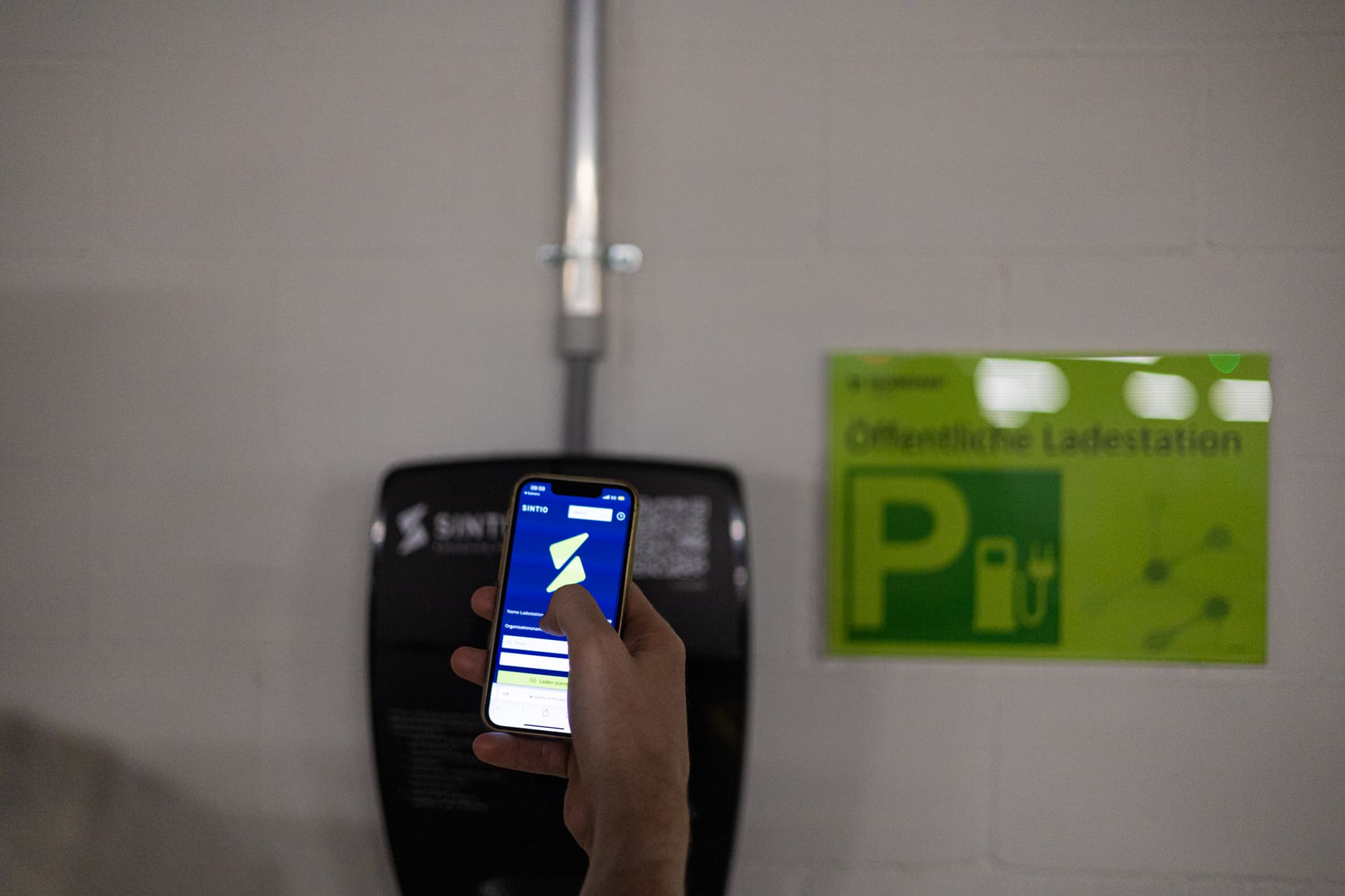 Public Charging Screen