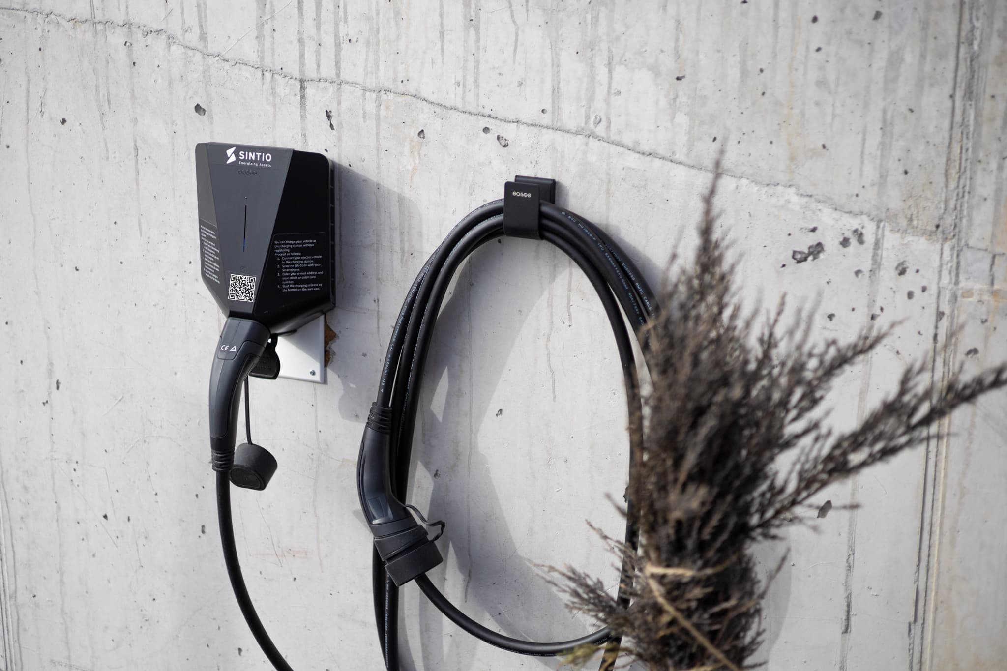 PUBLIC-CHARGER